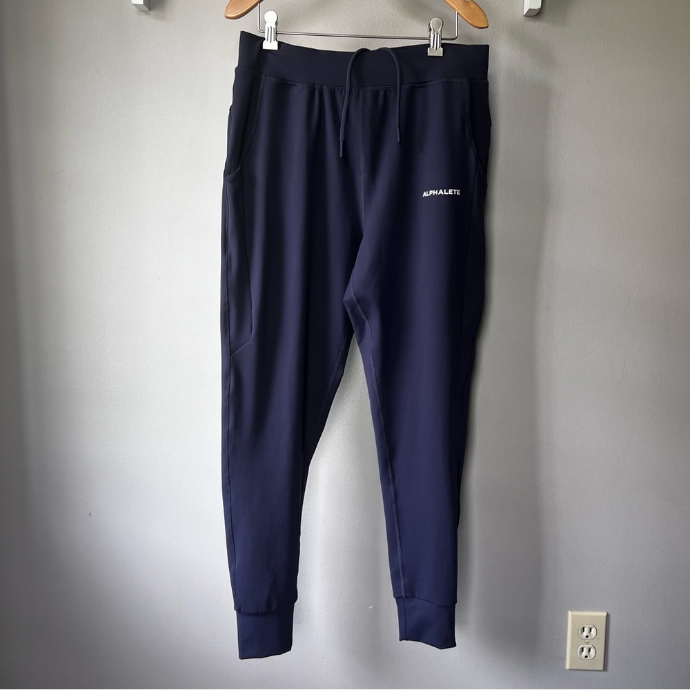 Alphalete Men’s Athletic Jogger Size Medium Navy Like New!